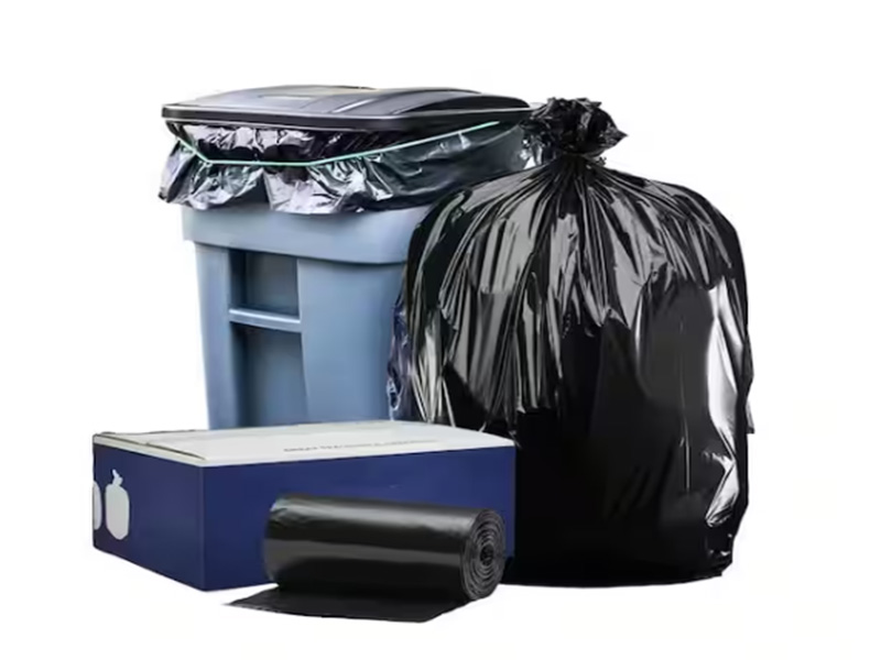 garbage can and garbage bags
